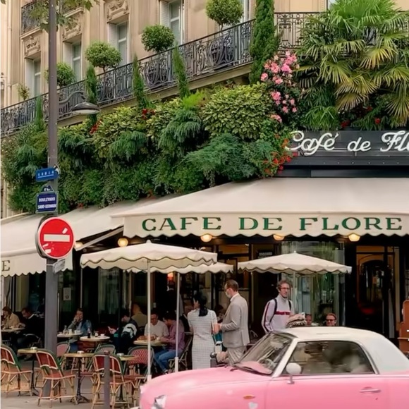 Meet your Posher, AWG Atelier 👜💼🧳 - Picture 3 of 4